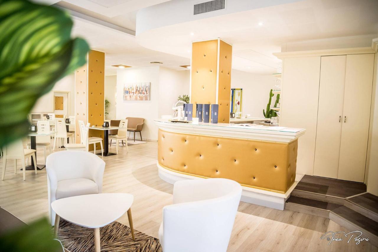 Hotel Lonatino Lonato Kültér fotó